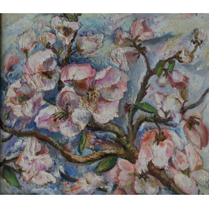 Цветущая яблоня